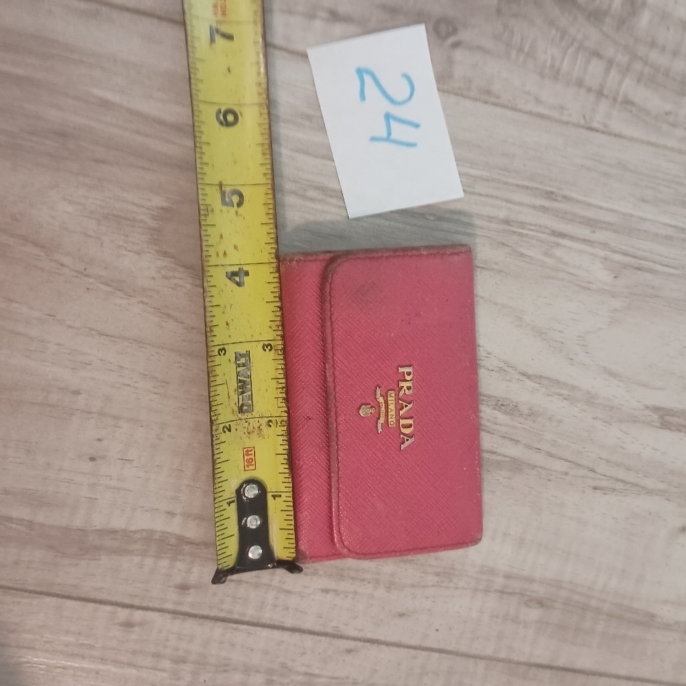Prada hot pink saffiano leather key holder - Picture 10 of 11